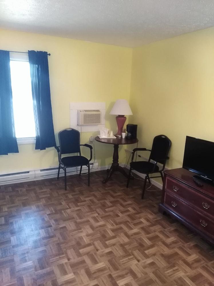 Econo Lodge Hornell Екстериор снимка