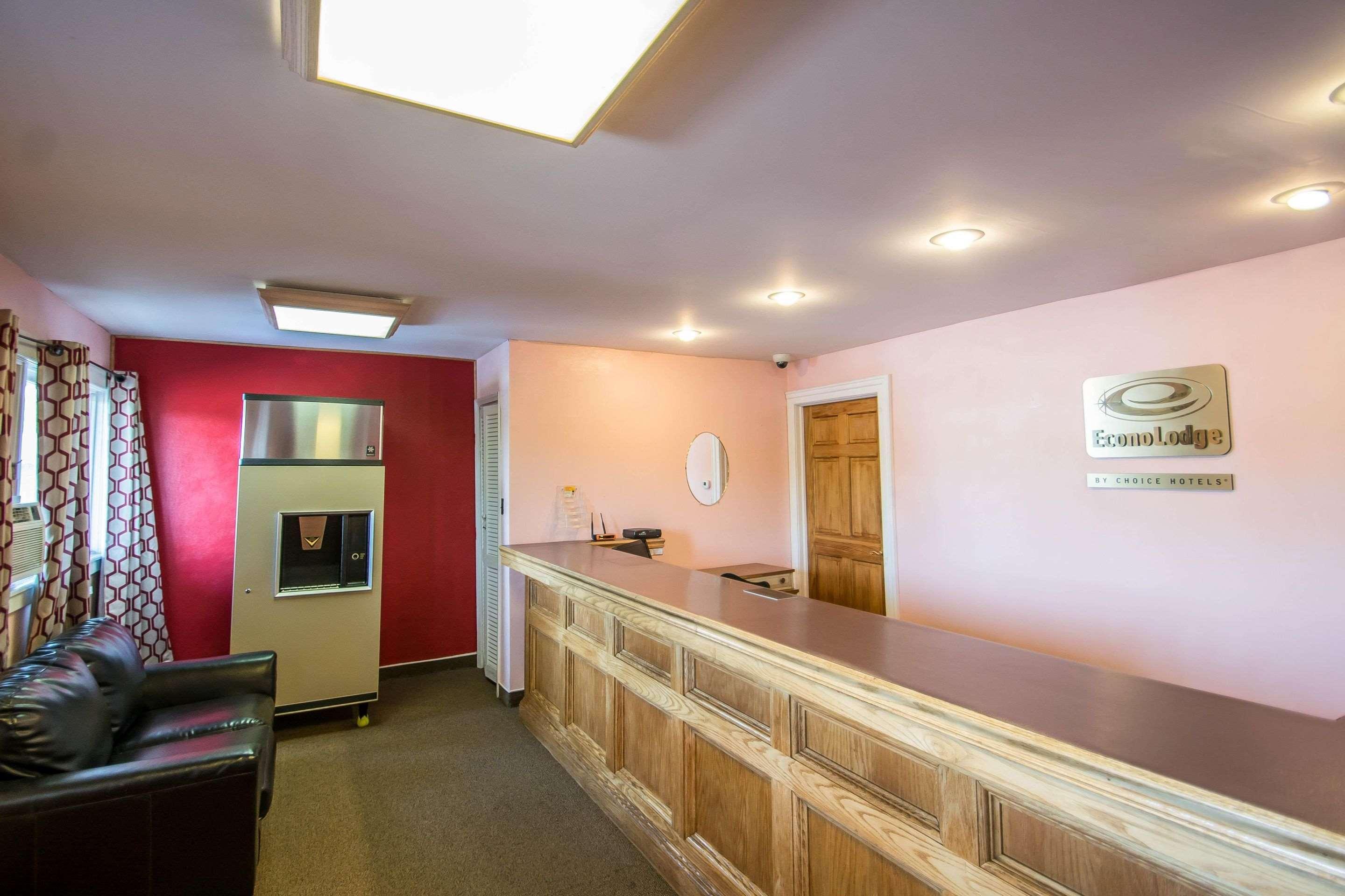 Econo Lodge Hornell Екстериор снимка