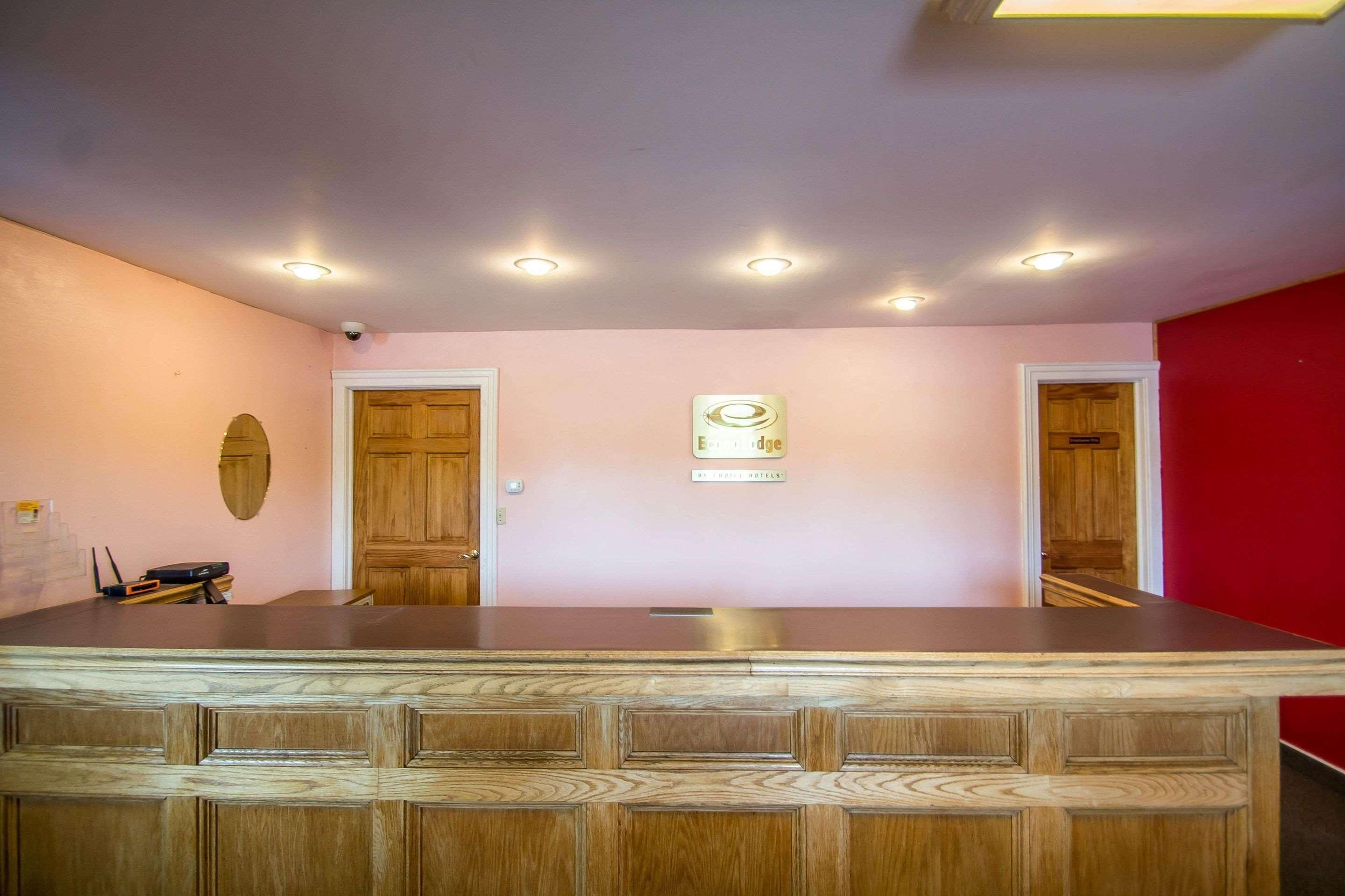 Econo Lodge Hornell Екстериор снимка